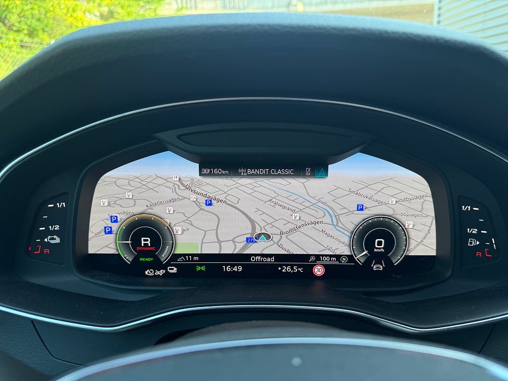 Vehicle Image 15