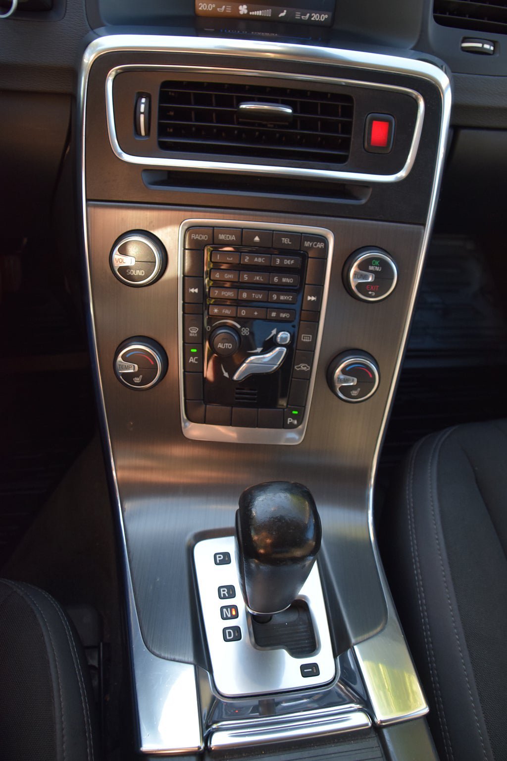 Vehicle Image 15