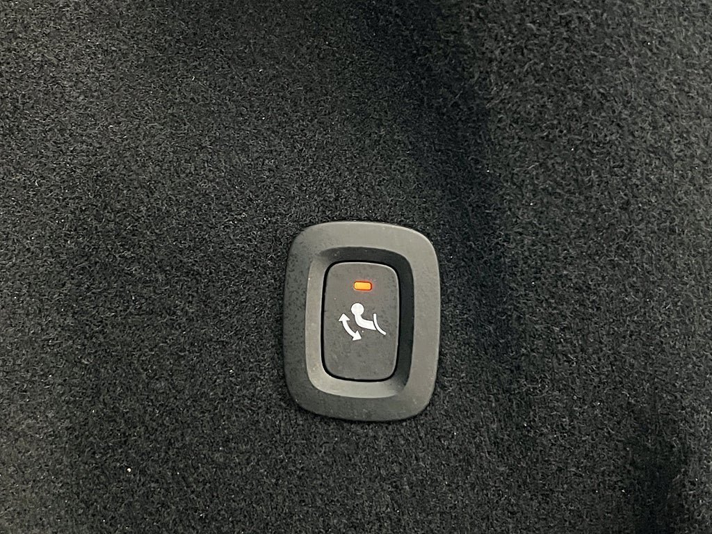 Vehicle Image 29