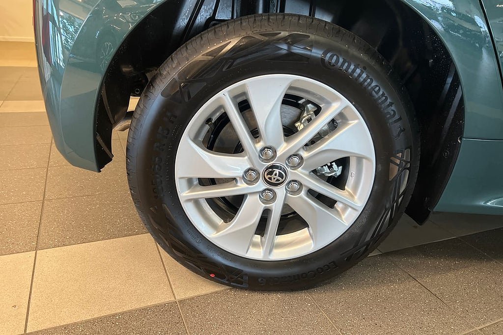 Vehicle Image 17