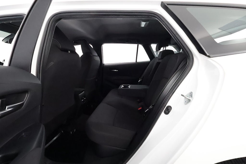 Vehicle Image 12