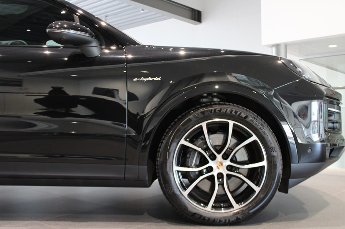 Vehicle Image 10