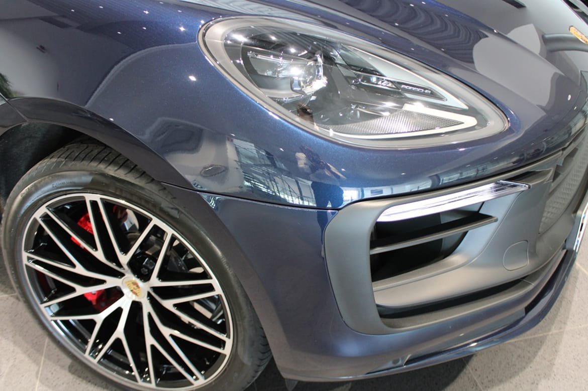 Vehicle Image 7