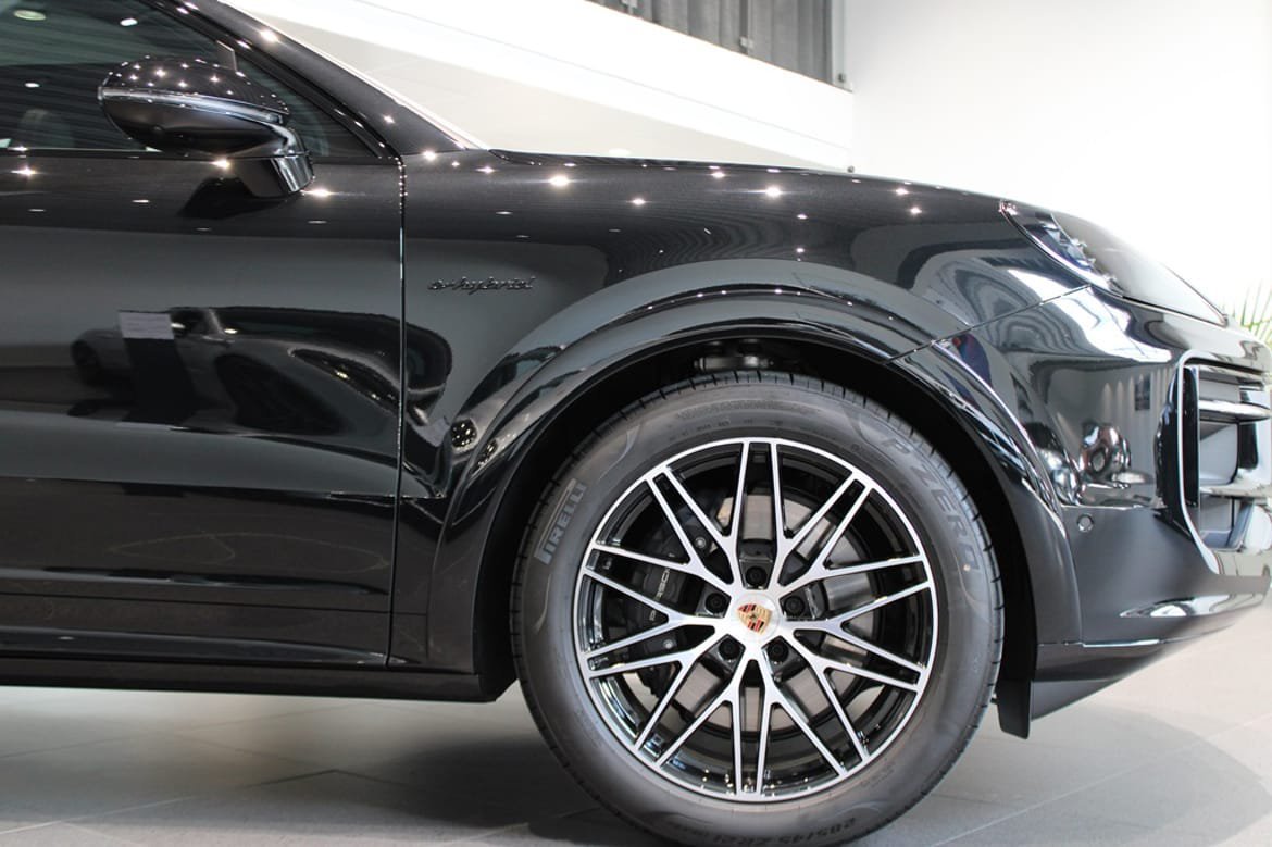 Vehicle Image 11