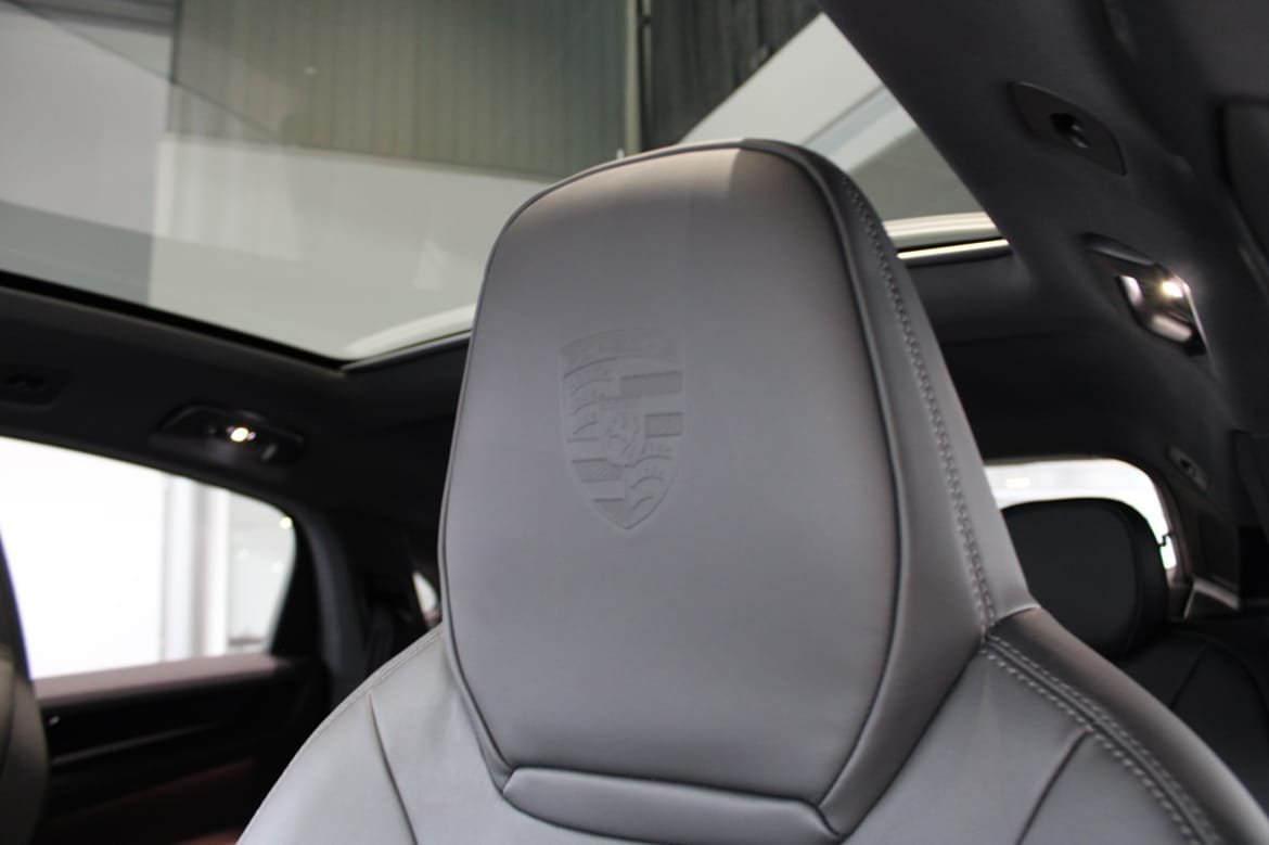 Vehicle Image 15
