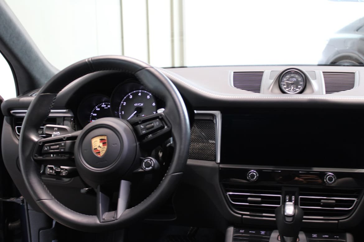 Vehicle Image 20