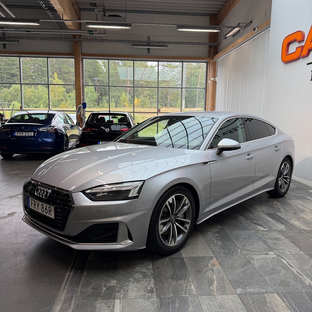 Vehicle Image 5