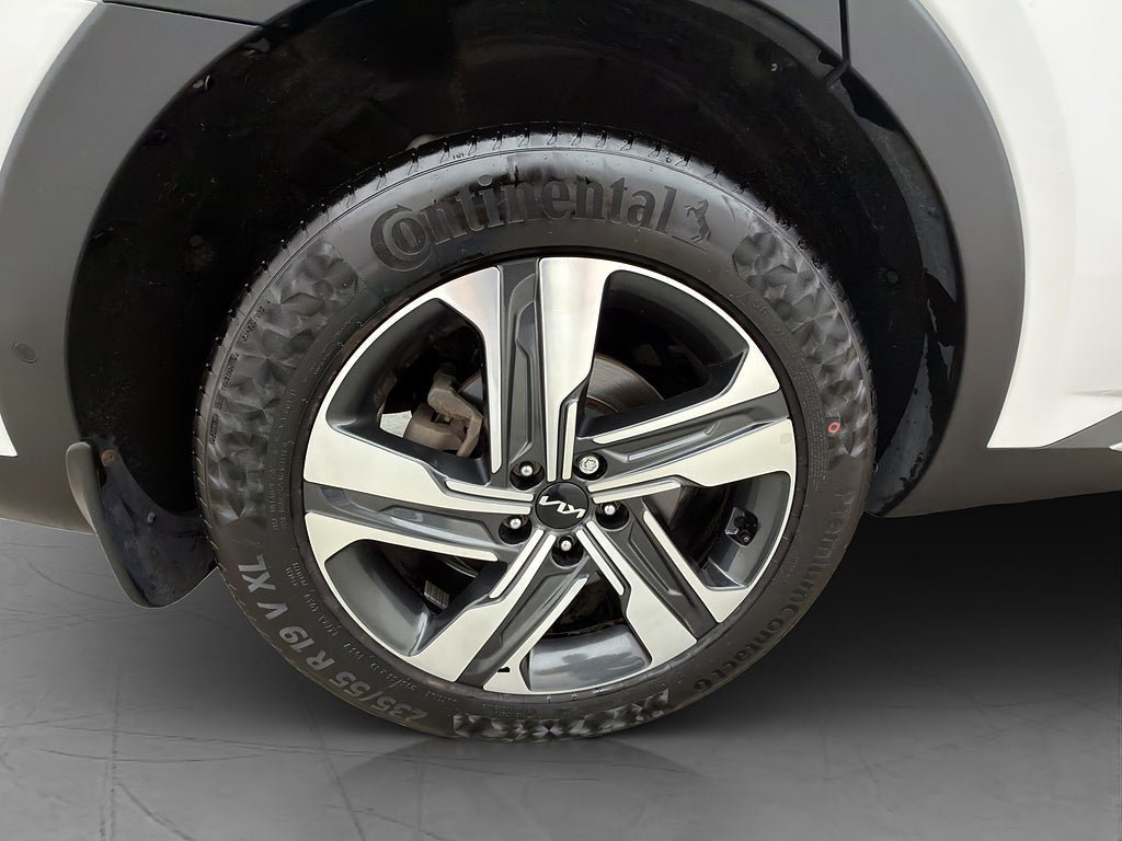 Vehicle Image 38