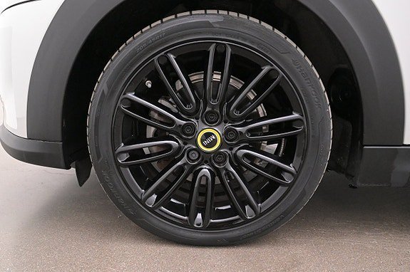 Vehicle Image 27