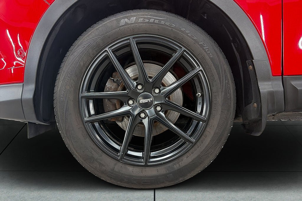 Vehicle Image 9