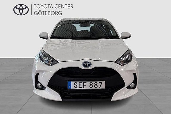 Vehicle Image 7