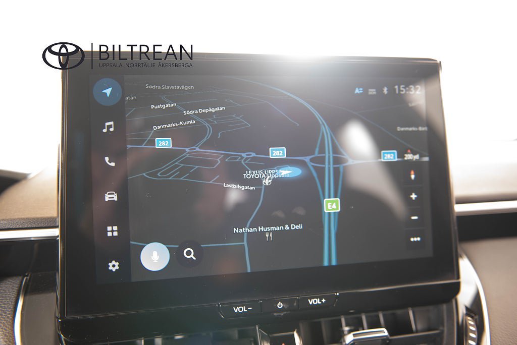Vehicle Image 13