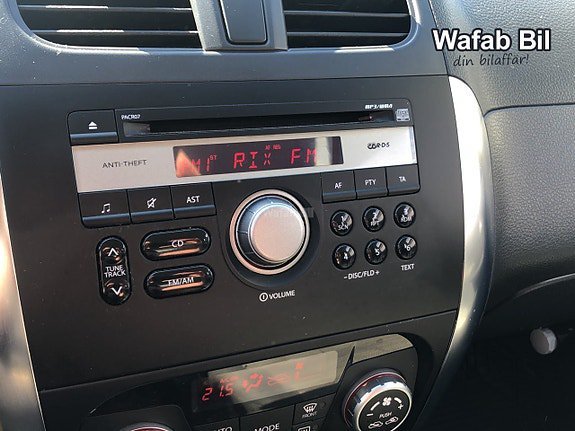 Vehicle Image 11
