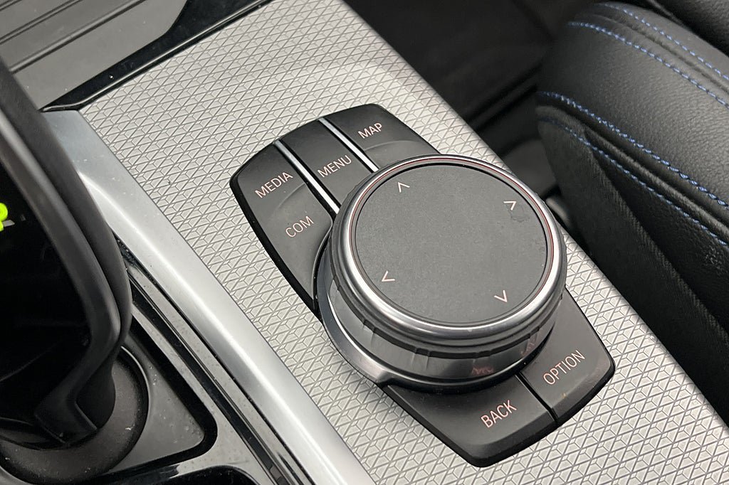 Vehicle Image 24