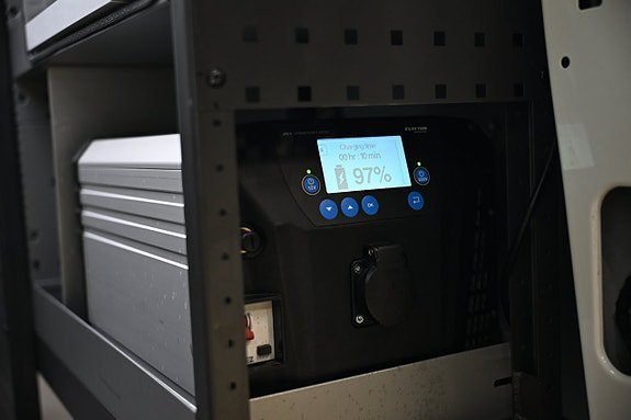 Vehicle Image 10