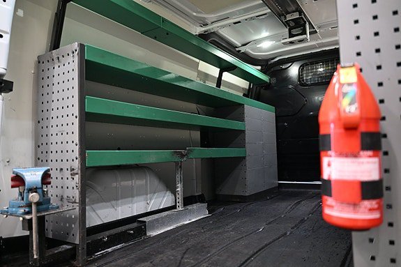 Vehicle Image 10