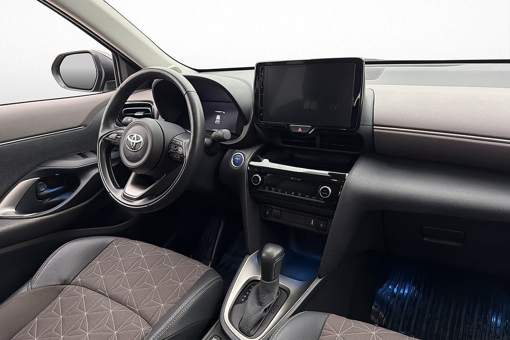 Vehicle Image 11