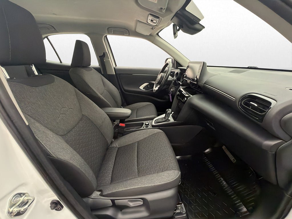 Vehicle Image 23