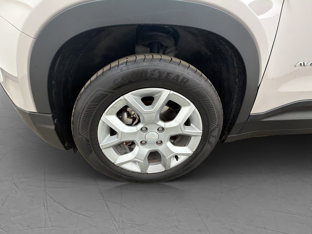 Vehicle Image 28