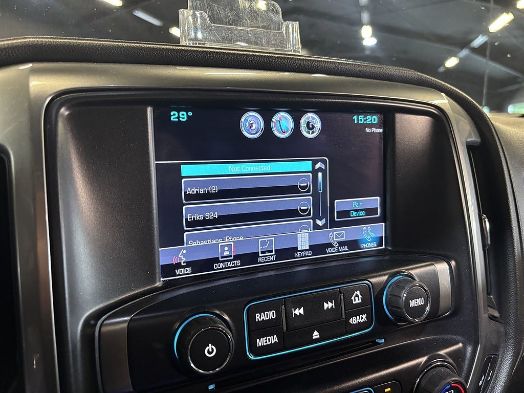Vehicle Image 12
