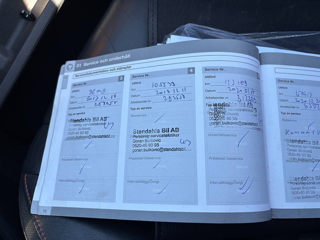 Vehicle Image 30
