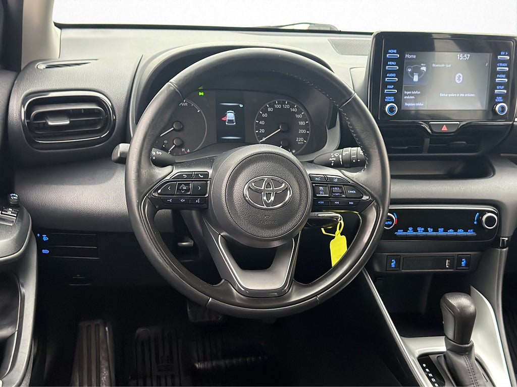 Vehicle Image 12