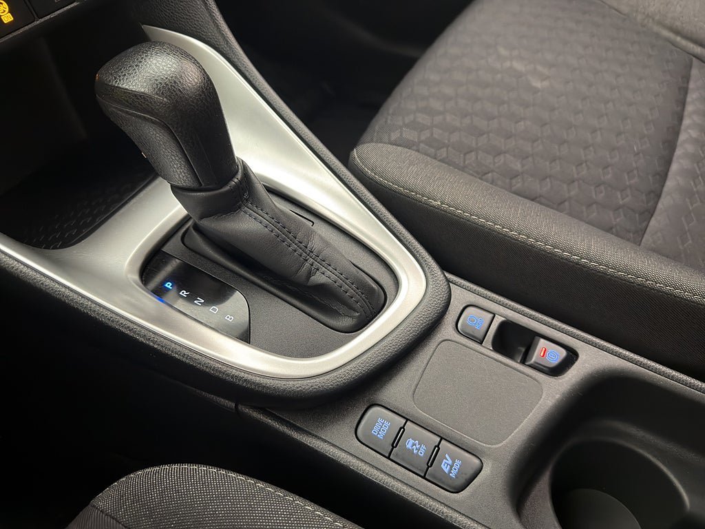 Vehicle Image 22
