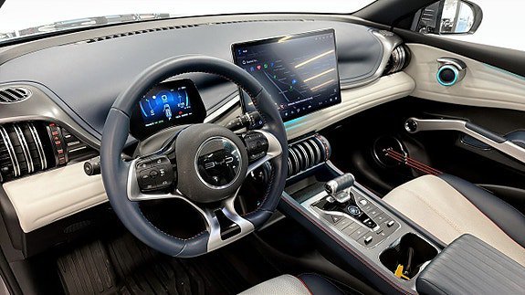 Vehicle Image 15