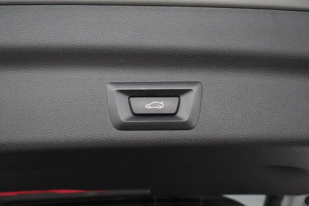 Vehicle Image 29