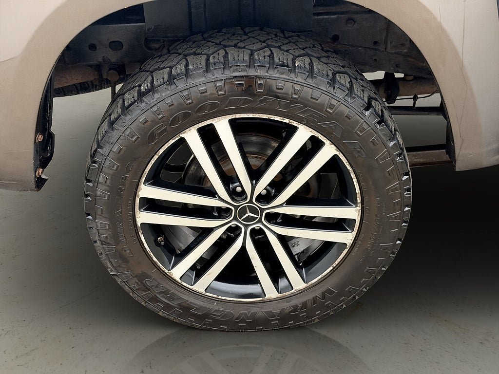 Vehicle Image 31