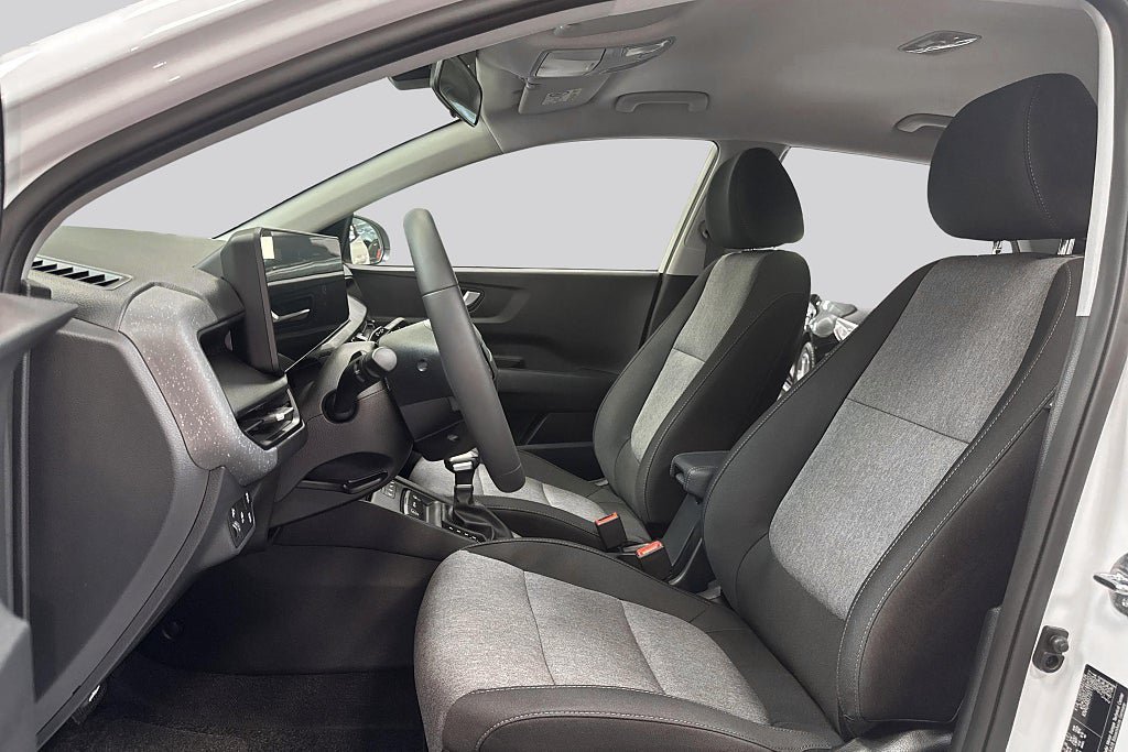 Vehicle Image 15
