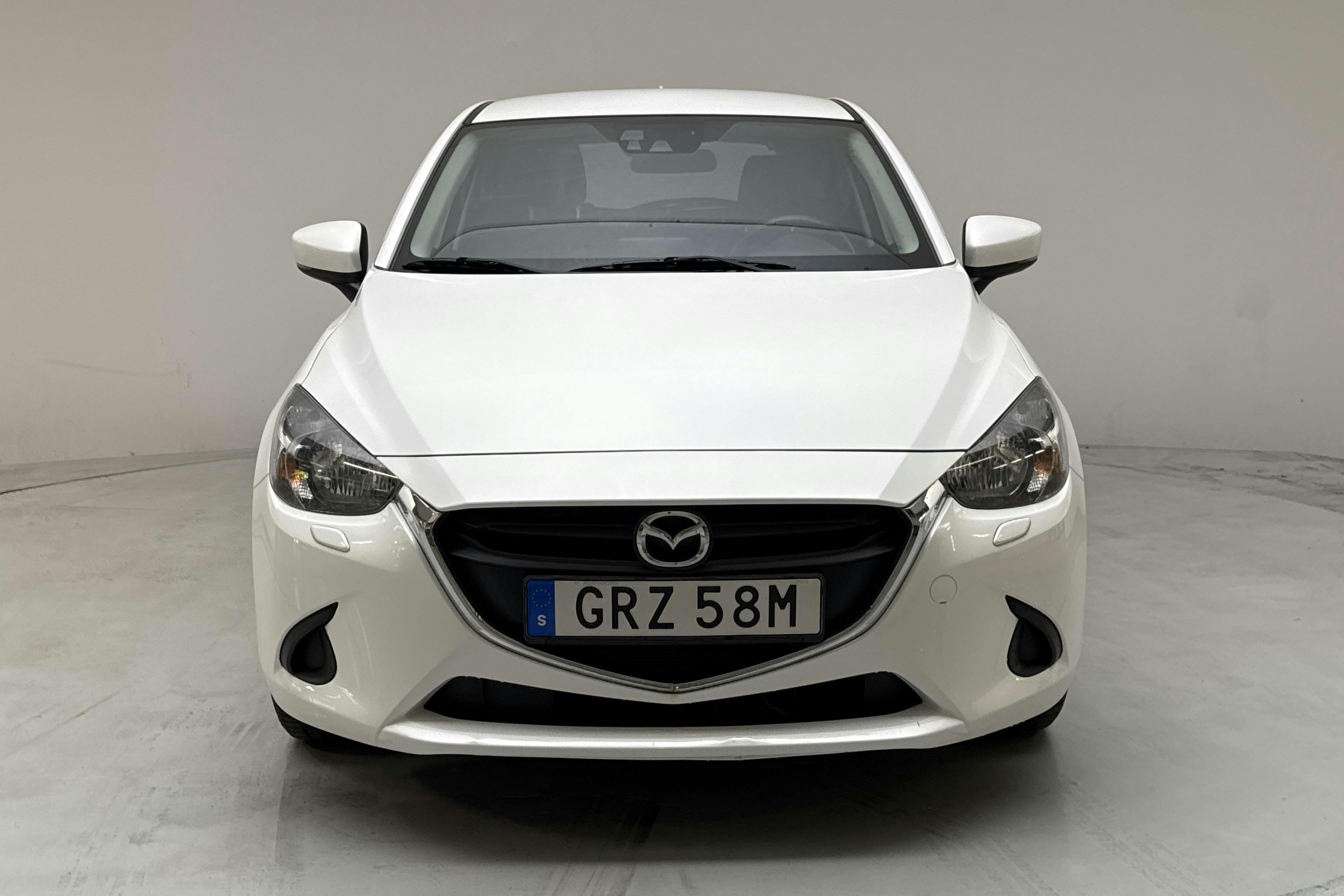 Vehicle Image 4