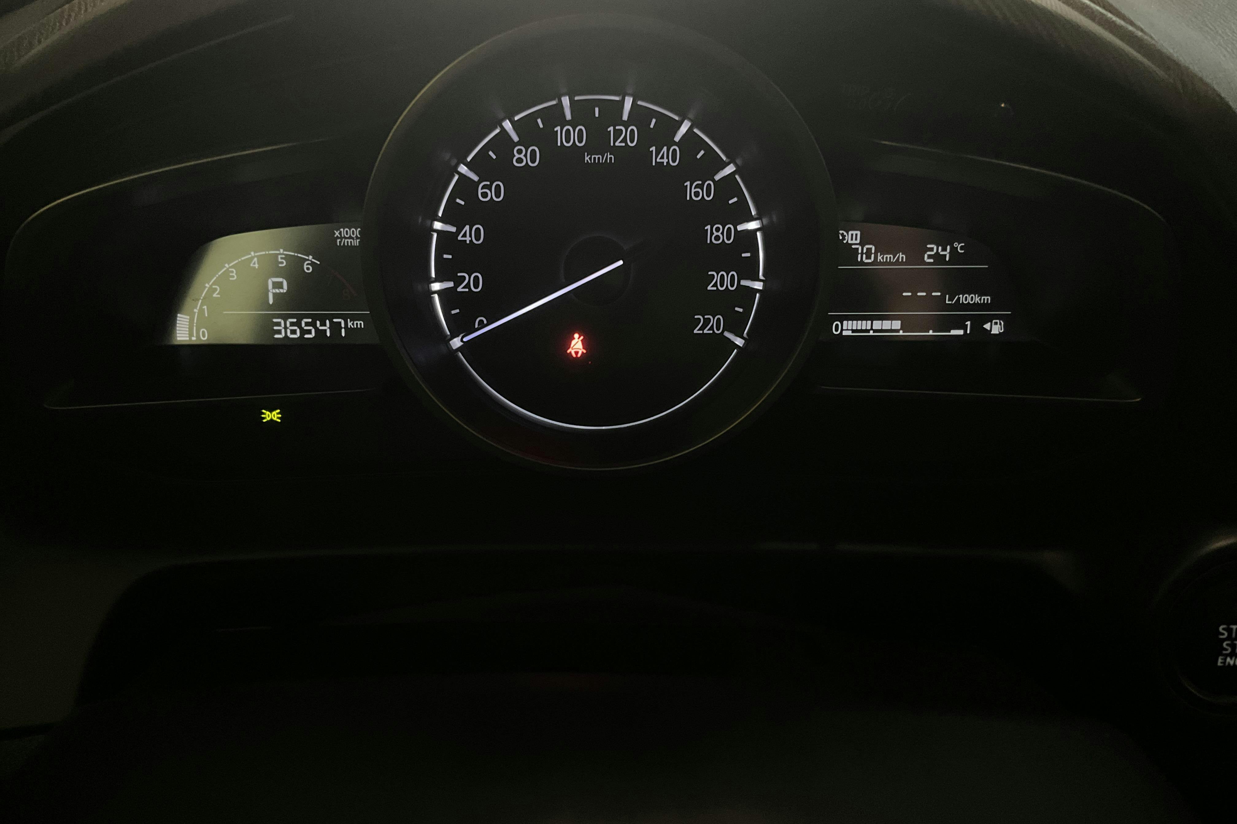 Vehicle Image 10