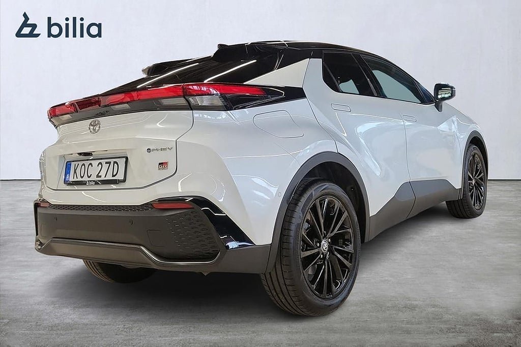 Vehicle Image 18