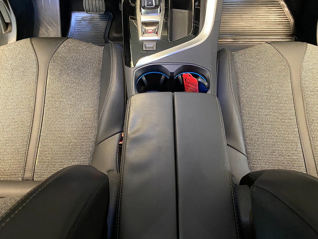 Vehicle Image 37