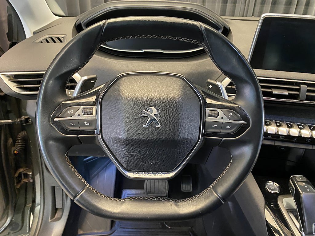 Vehicle Image 38