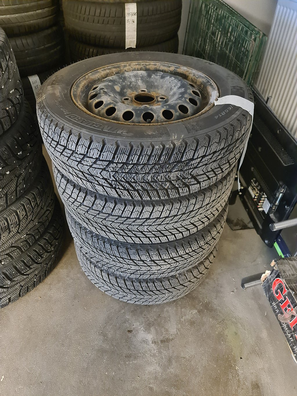 Vehicle Image 13