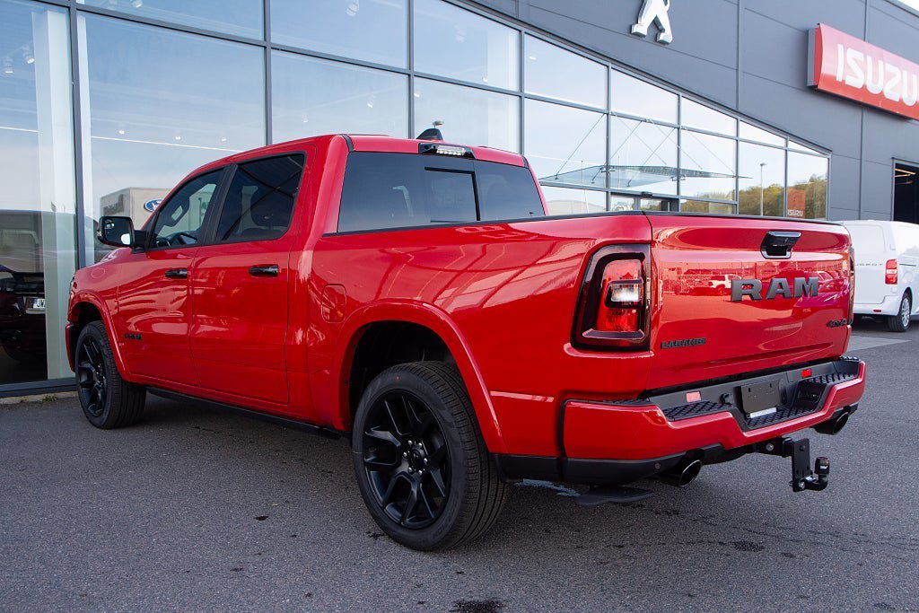 Vehicle Image 7