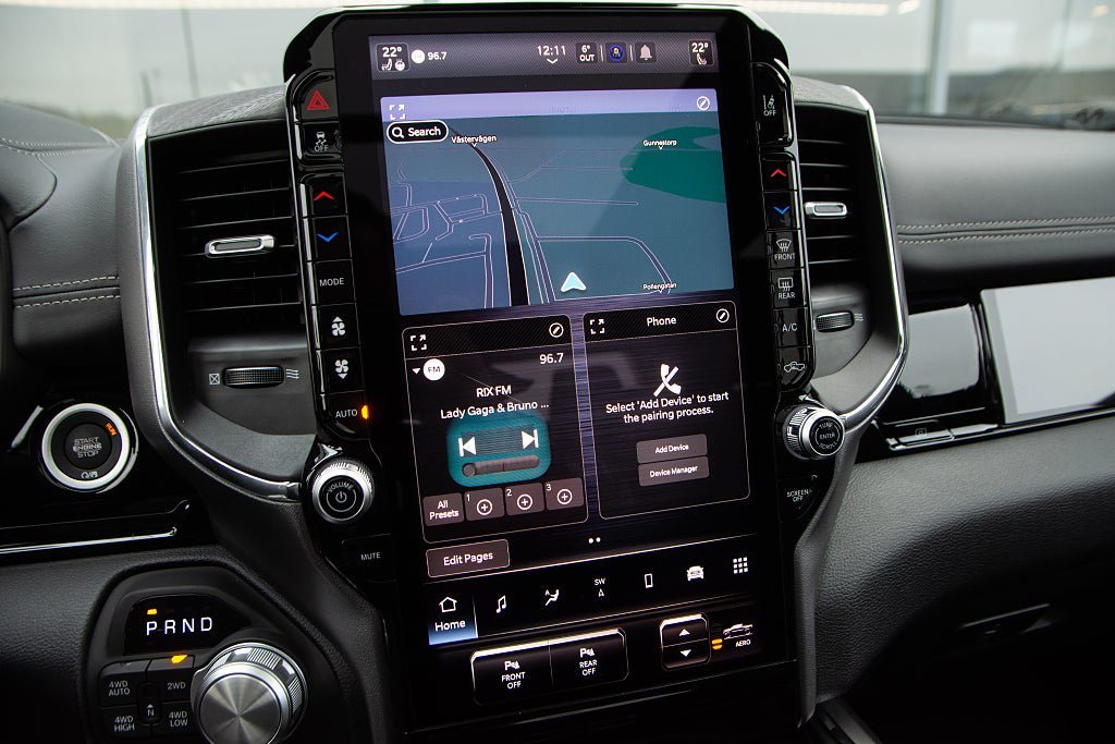 Vehicle Image 13