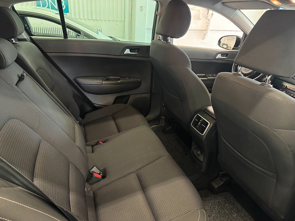 Vehicle Image 18
