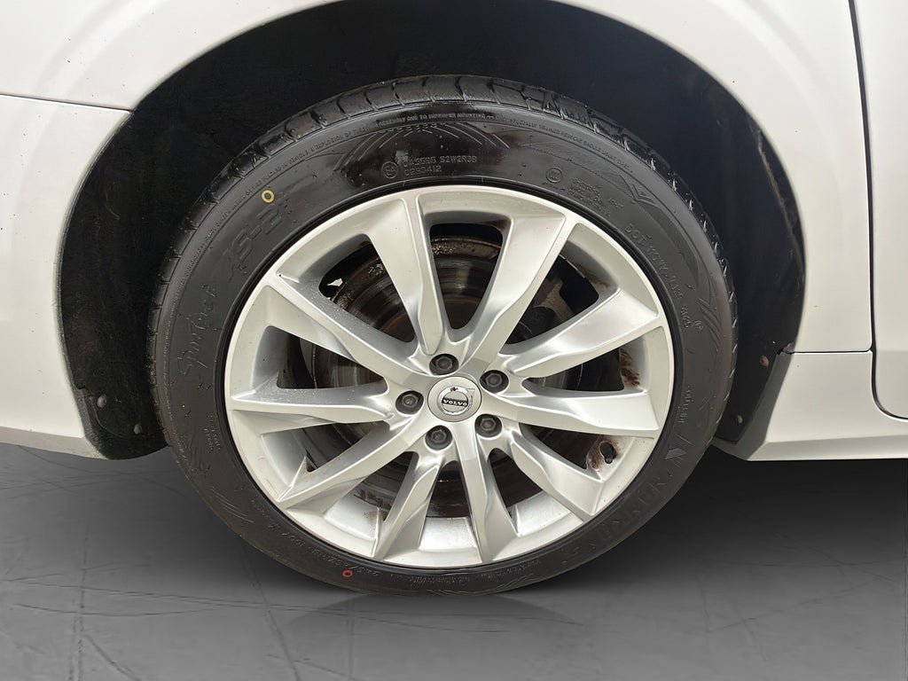 Vehicle Image 35