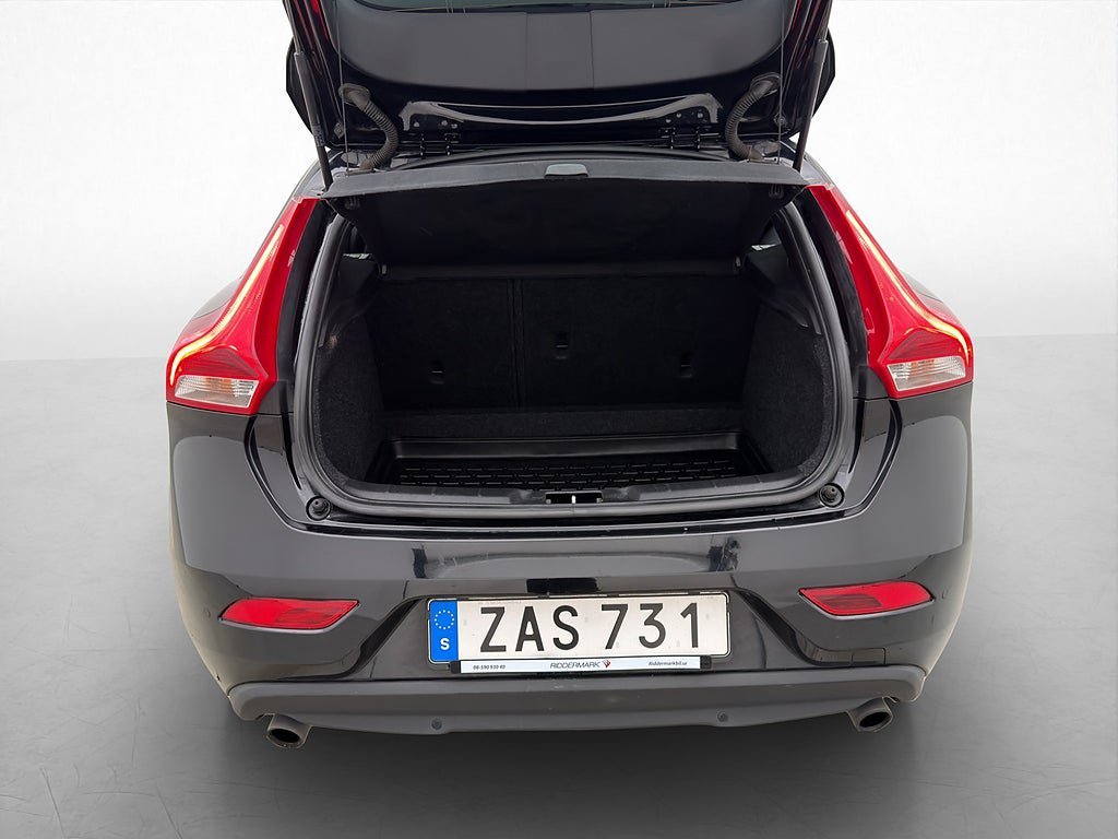 Vehicle Image 23