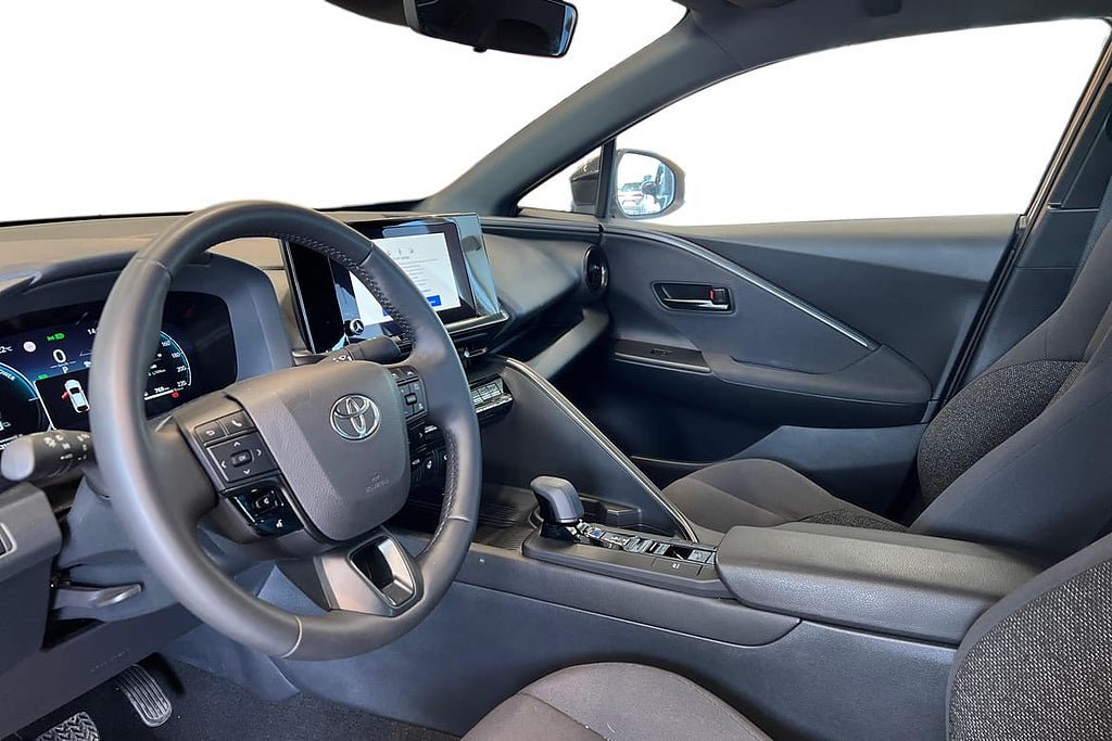 Vehicle Image 14