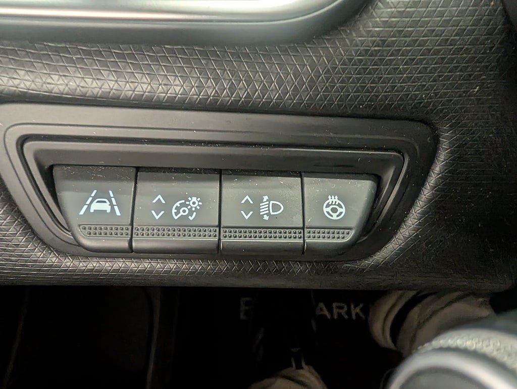 Vehicle Image 17