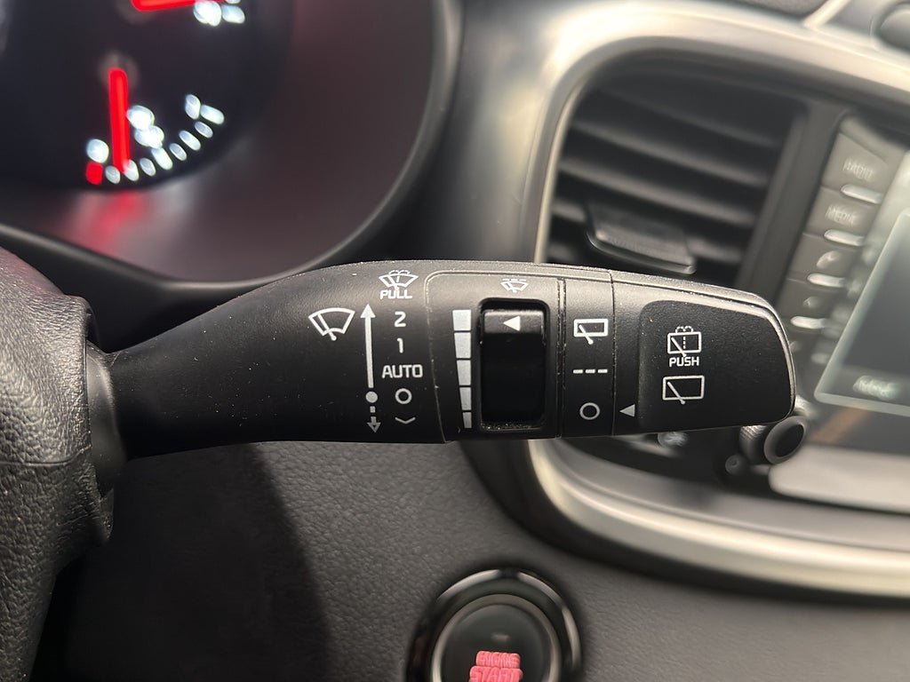Vehicle Image 24