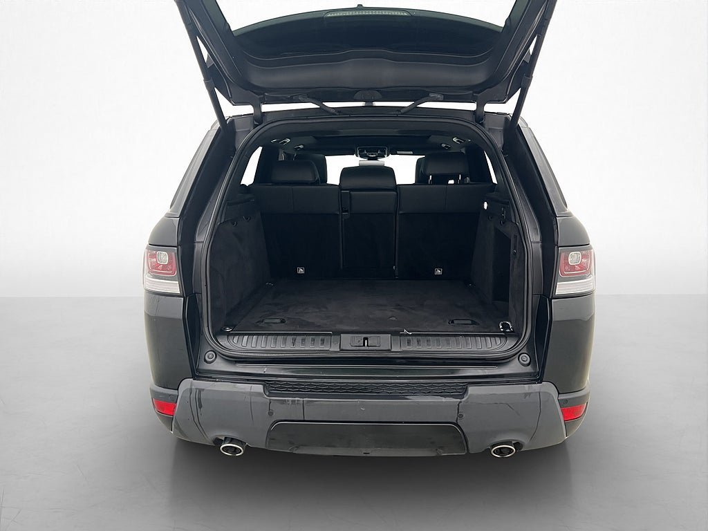 Vehicle Image 32