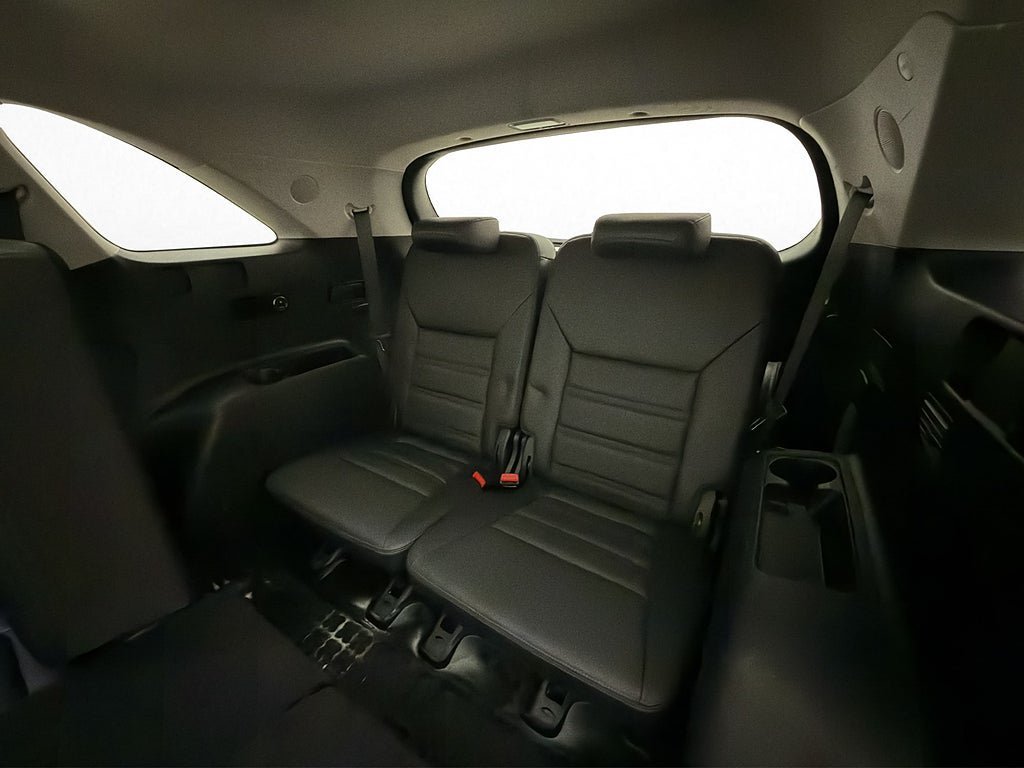 Vehicle Image 34