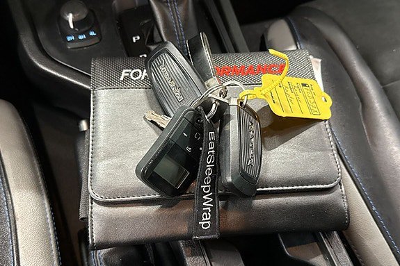 Vehicle Image 23