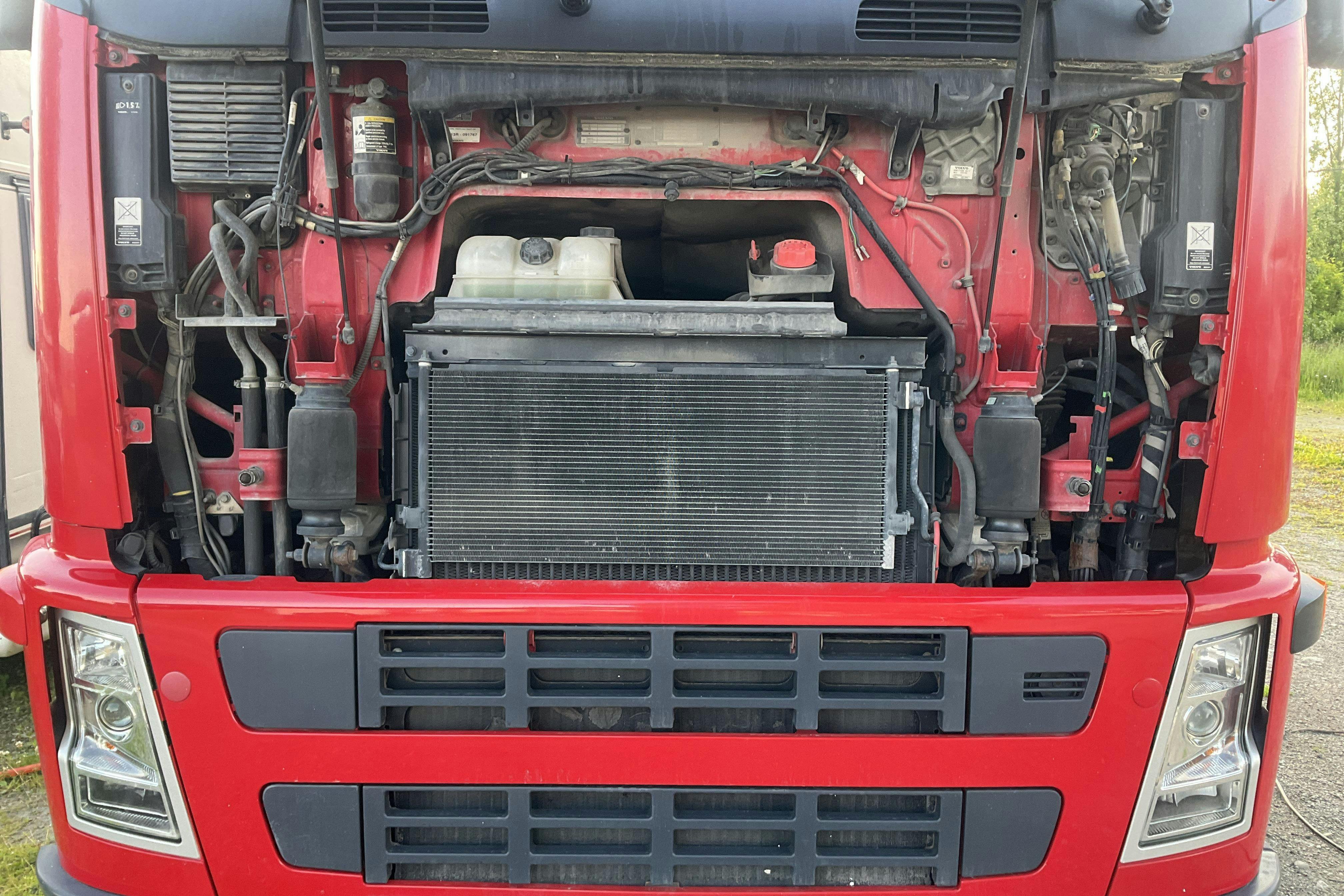 Vehicle Image 35