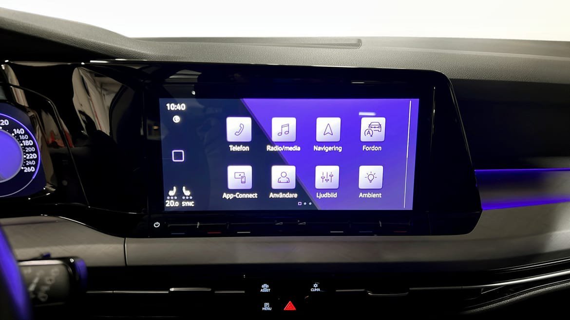 Vehicle Image 9